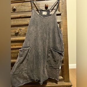 FREEPEOPLE HOT SHOT ROMPER in black